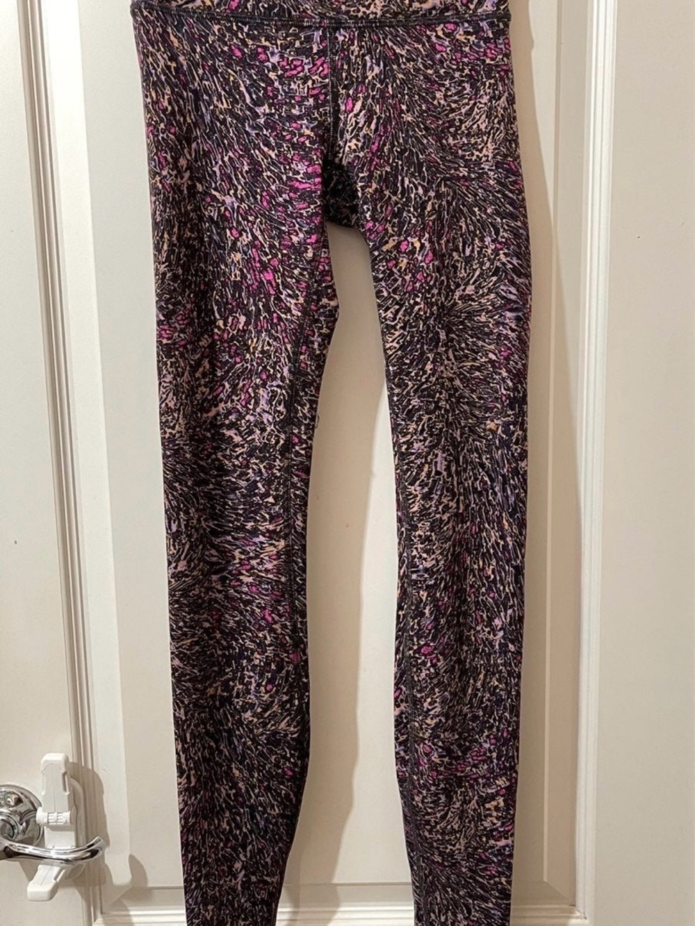 lululemon Wunder Train High-Rise Tight 28" Size 2 Abstract Print Stretch